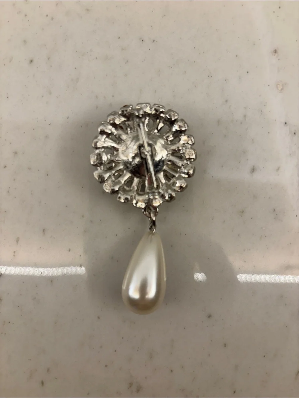 1980’s Vintage Brooch Silver Tone Faux Pearl Rhinestone Dangle Wedding Formal